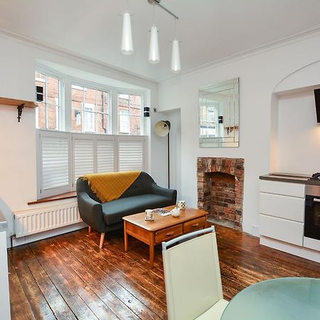 The Location- 1 Free Private Parking Space - 60 Second Walk 2 Minster! Йорк Экстерьер фото